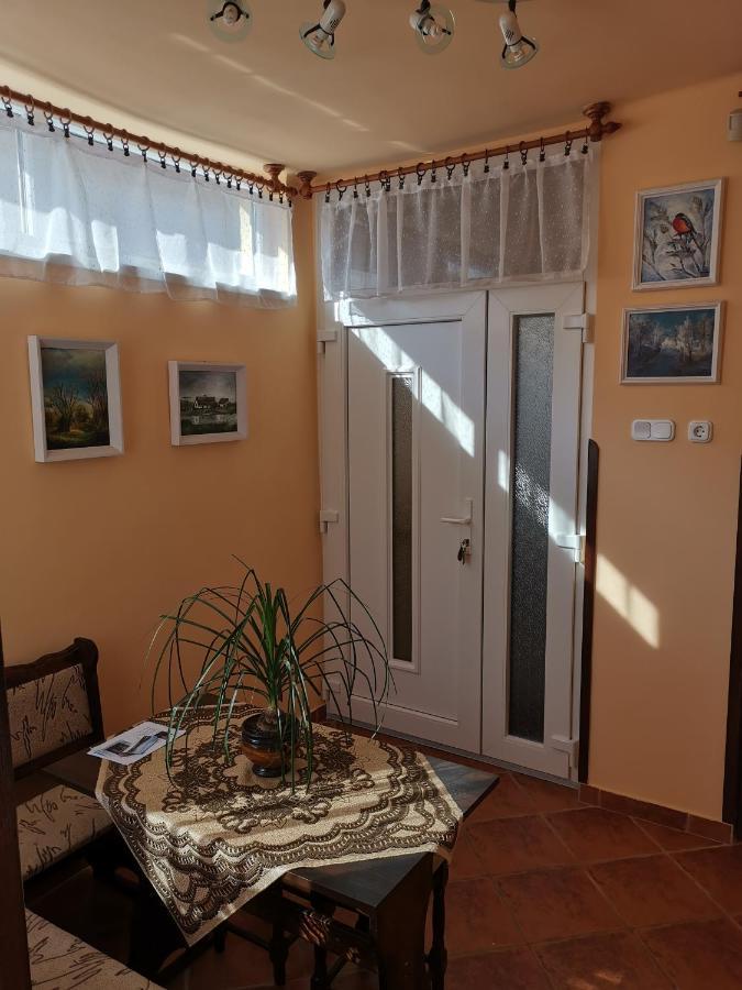 Viktor Vendeghaz Apartment โทไก ภายนอก รูปภาพ